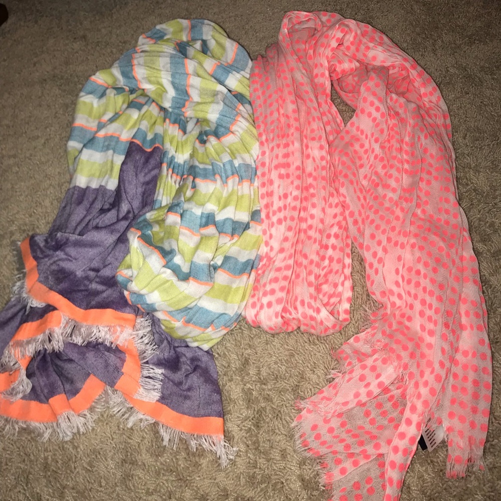 Gap scarves bundle